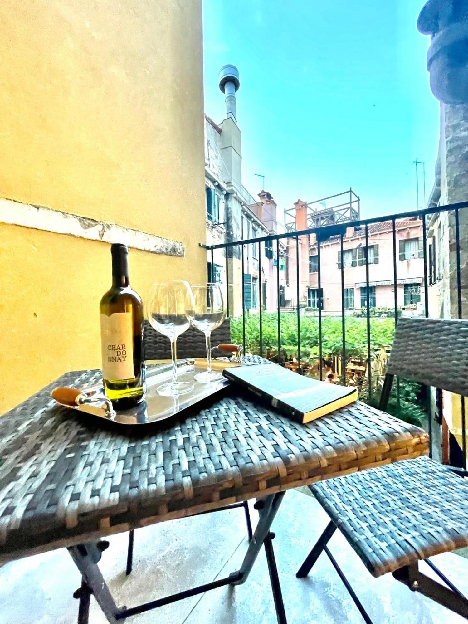 Suite Primo Piano Venice Exterior photo